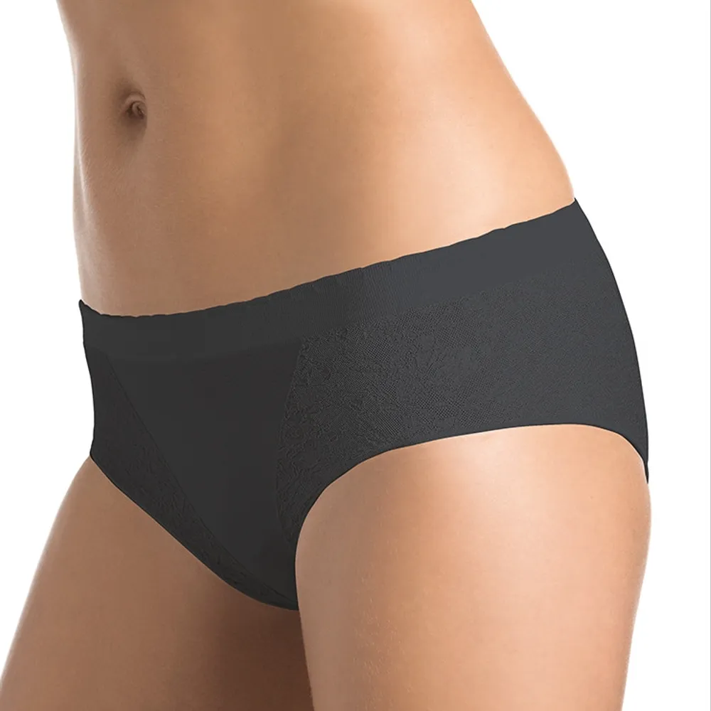 Kelnaitės vidutiniu liemeniu su neriniais 311750