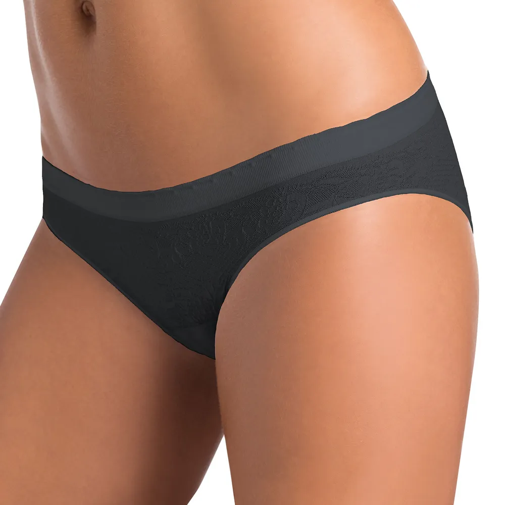 Kelnaitės žemu liemeniu 